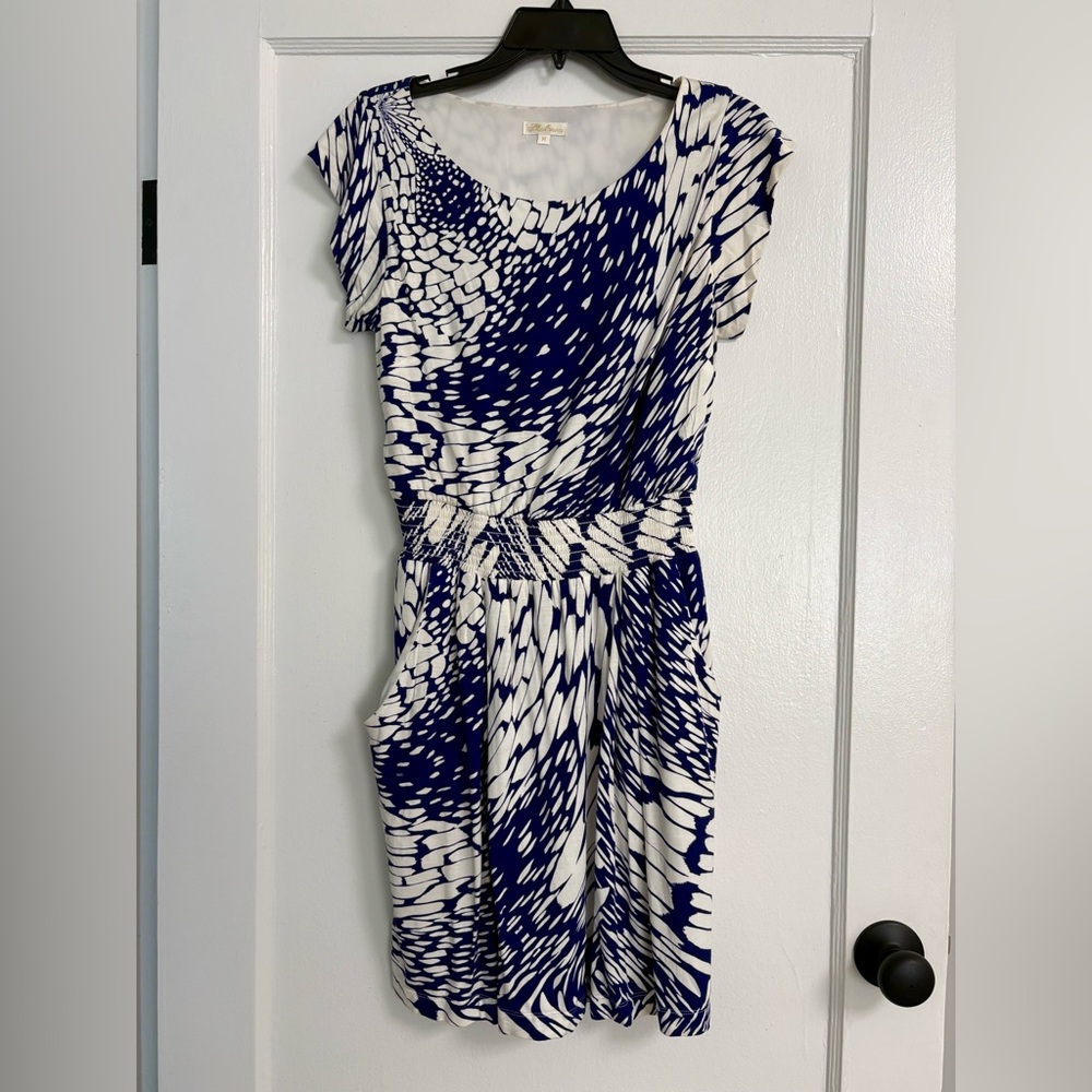 Shoshanna Blue & White Abstract Print Dress Size Medium